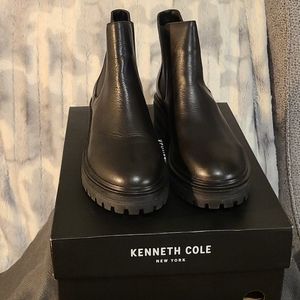 Black waterproof boots